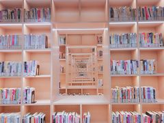 -漕河泾街道图书馆(漕河泾社区文化活动中心店)