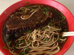 -小龙大肉面馆