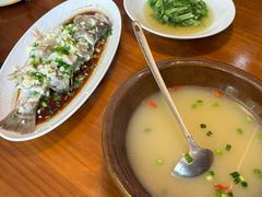 葱油鲈鱼-卢小厨私房菜(长兴店)