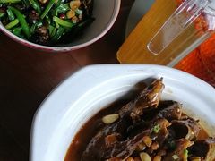 -黄泥岗·黄陂农家菜(百步亭店)