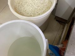 -贵州花溪牛肉粉店