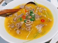 酸汤肥牛-荣小馆(临海世纪花城店)