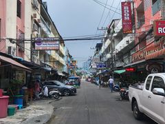 -J Daeng Seafood