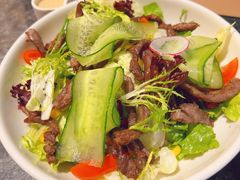 牛排薯泥轻沙拉-秋林西餐厅