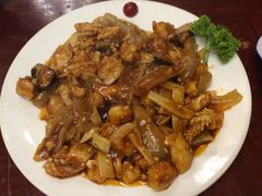 -金牌餐厅·天津菜·八珍豆腐·老爆三(瓷房子店)