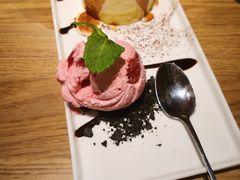 -必胜客(新中纬店)