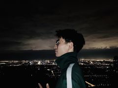 -鬼笑石后山停车场
