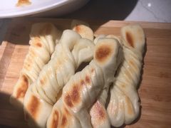 油煎卷子-悦海·家宴·冰花皮皮虾大锅贴(宝龙店)
