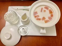 -燕庭·纯燕窝·甜品下午茶(南京西路店)