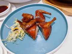 红烧乳鸽-金河半岛园林酒家(金融城店)