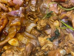 -胡须佬鸡煲四季火锅店(石厦西村直营店)