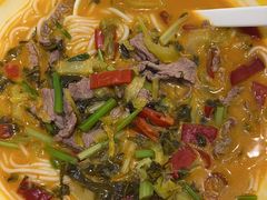 -粉小主·贵州酸汤牛肉粉(南京仙林金鹰店)