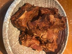 特色大铁锅烀腔骨-95号酱骨·一块豆腐(展春园西路店)