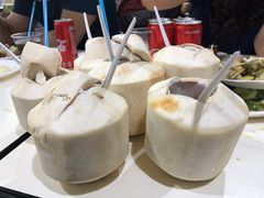 -纽顿熟食中心