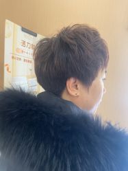 -一東造型烫发染发