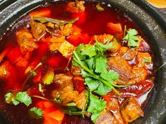 -土砂锅生态山庄·非遗砂锅雅鱼