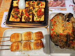 蜜汁小馒头-木屋烧烤(南新店)