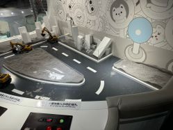 -MINI MARS KIDS CLUB亲子家庭中心(长宁天山店)