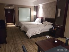 -北京金龙潭御瑞酒店(花园桥地铁站店)