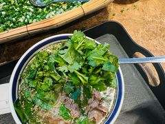 -云阿蛮云南生烫牛肉米线(奉贤路店)