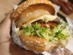 -The Habit Burger Grill 哈比特汉堡(复兴soho店)