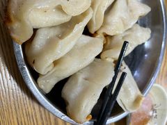 -黄阿姨锅贴大王(万航渡路店)