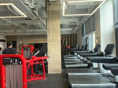-极客游泳健身(王府井店)