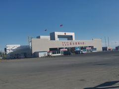 -霍尔果斯国门景区