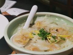 招牌鲜虾小馄饨-苏小柳手工点心(人民广场分院)