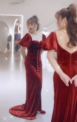 -艾米丽婚纱礼服