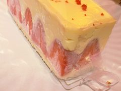 草莓法式奶油蛋糕-黑草莓(重庆路店)