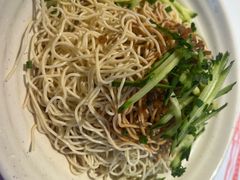 -肥肥虾庄·金牌油焖大虾(汉口城市广场店)