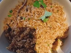 -大头虾越式风味餐厅(光明广场店)