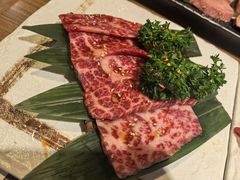 -炼火烤肉店