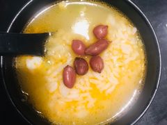 -沪小胖小龙虾(淮海中路旗舰店)