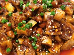 -有红鸡毛店·川菜(建设路店)