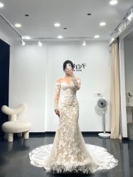 点击看大图 -予白婚纱礼服馆