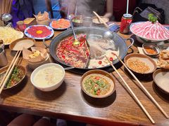 -萍姐火锅·公路夜市(武汉首店)