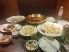 -五谷丰登农家院·地道胶东菜·海鲜烧烤(威海店)