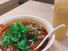-遇见小面(凯德广场店)