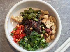 -野山舂·贵州现舂酸汤牛肉(民生路店)