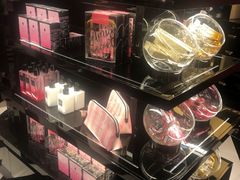 -Victoria's Secret(杭州湖滨银泰in77店)