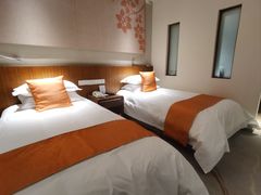 -九华山聚龙大酒店