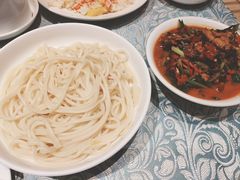 -巴扎美食·新疆菜·西域歌舞表演餐厅(新疆大厦店)