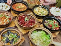 -有红鸡毛店·砂锅菜(抚琴夜市店)