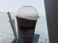 -抱抱地球咖啡馆(国家海洋博物馆店)