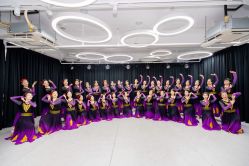 -深舞形体民族舞蹈工作室