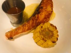 三文鱼柳-The BREW·酿餐厅(浦东嘉里大酒店)