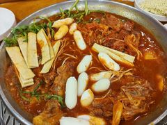 -喇喇排骨火锅·传统韩式脊骨汤(望京西园总店)