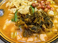 -吴三酸菜麻食酱香面馆(印花布园小区店)